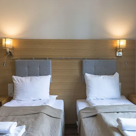 Wine Apartmanhotel 3*