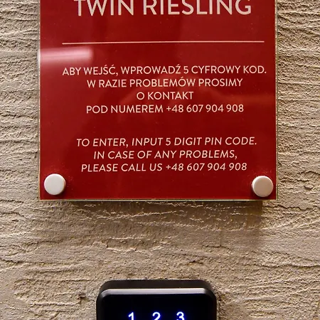 Wine Apartmanhotel 3*