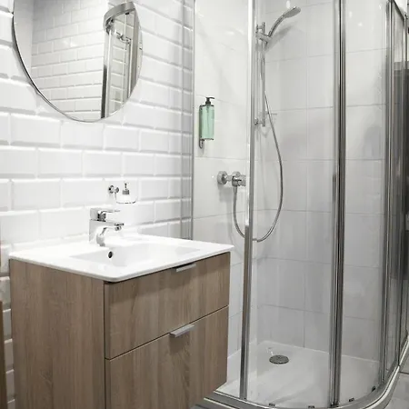 Wine Apartment *